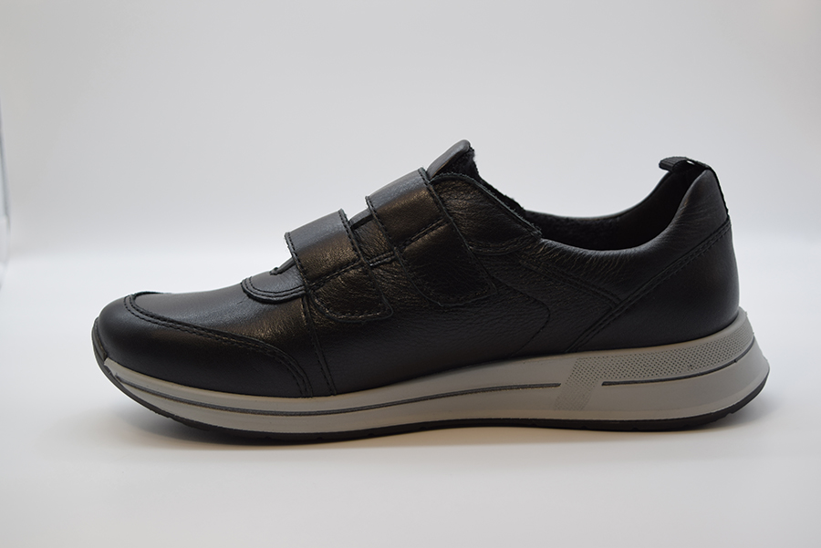Ara Sneakers Velcri Osaka 2.0 Calzata H Nero 01