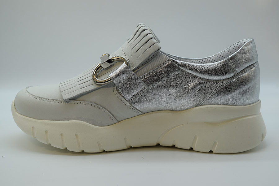 A.giantin Sneakers  Slip On Con Frangia E  Accessorio Gucci 7702 Savana Bianco Saffiano Argento
