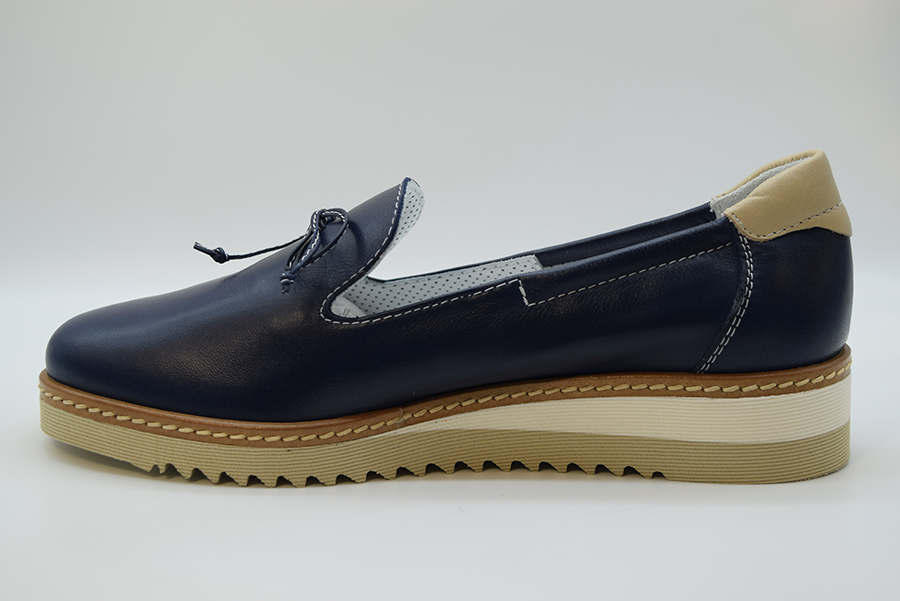 A.giantin Scarpa Slip On Con Taglio V 7739 Savana Blu Savana Beige