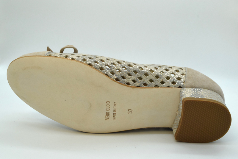 Marro Ballerina con puntale e foratura in cuoio 4368 EST Beta 1039 Bucato/camoscio