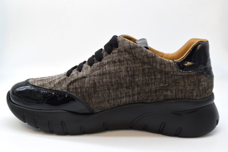 Marro Sneakers Stringata OV000012 Vernice Nero/rude Marrone
